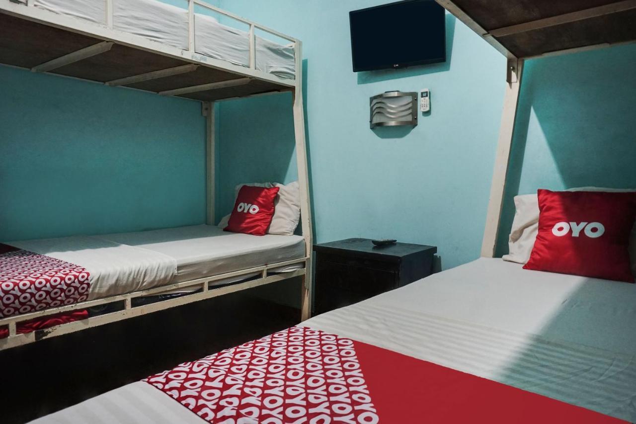 Oyo 91754 Wisma Tiqita Syariah Jakarta Kültér fotó